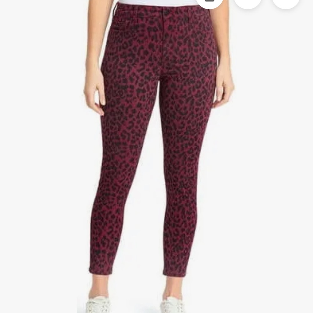 Social Standard by Sanctuary Leopard Print‎ Skinny Ankle Jeans